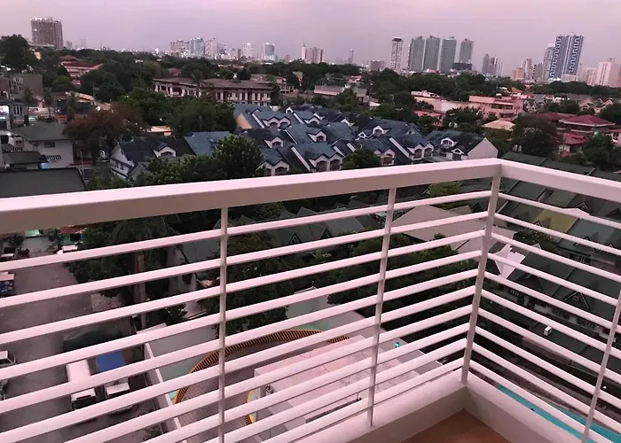 Dash Brandnew Cozy 1br With Netflix @ Suntrust Asmara Aparthotel